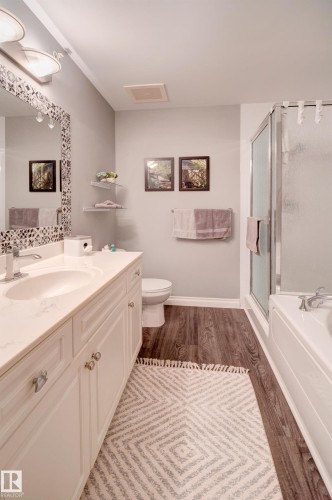 406 12110 106 Avenue, Edmonton, AB - Indoor Photo Showing Bathroom
