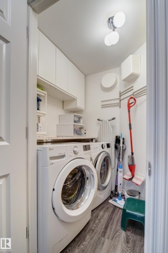 406 12110 106 Avenue, Edmonton, AB - Indoor Photo Showing Laundry Room