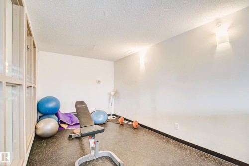 406 12110 106 Avenue, Edmonton, AB - Indoor