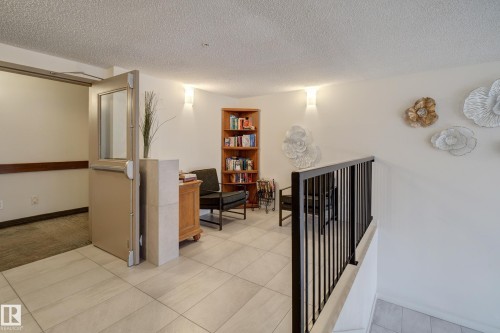 406 12110 106 Avenue, Edmonton, AB - Indoor Photo Showing Other Room