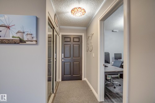 406 12110 106 Avenue, Edmonton, AB - Indoor Photo Showing Other Room