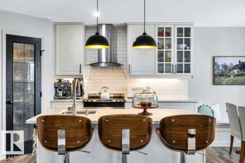 4337 Mcmullen Way, Edmonton, AB - Indoor Photo Showing Kitchen