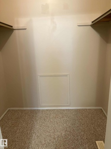 10405 24 Avenue Nw, Edmonton, AB - Indoor With Storage