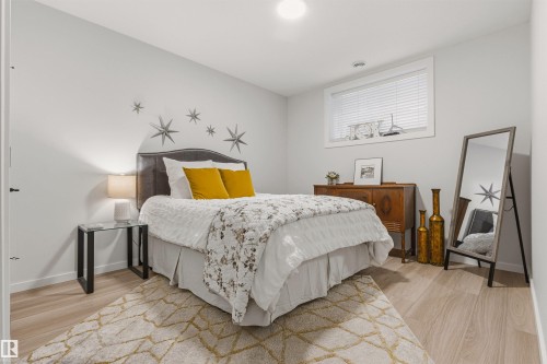 157 Redwing Wynd, St. Albert, AB - Indoor Photo Showing Bedroom