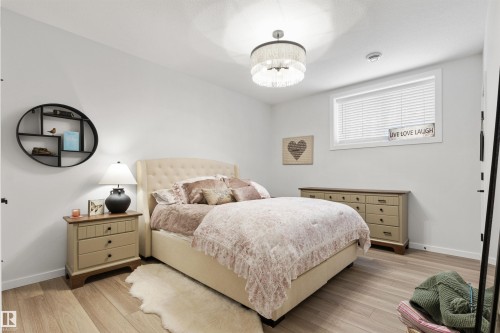 157 Redwing Wynd, St. Albert, AB - Indoor Photo Showing Bedroom