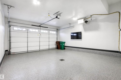 157 Redwing Wynd, St. Albert, AB - Indoor Photo Showing Garage
