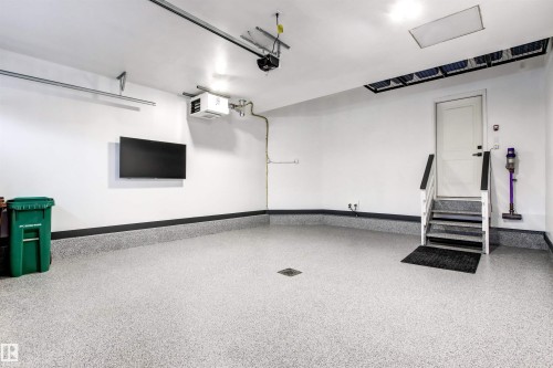 157 Redwing Wynd, St. Albert, AB - Indoor Photo Showing Garage