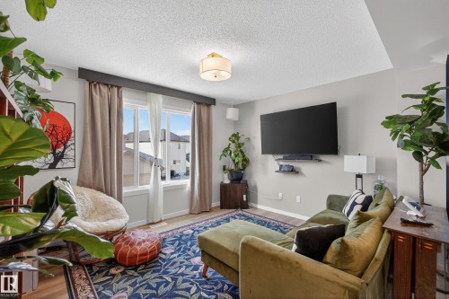 2824 192 Street  Edmonton, AB T6M 3B5