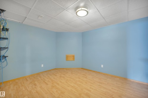 4202 42 Avenue, Leduc, AB - Indoor Photo Showing Other Room