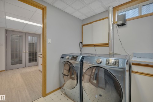 4202 42 Avenue, Leduc, AB - Indoor Photo Showing Laundry Room