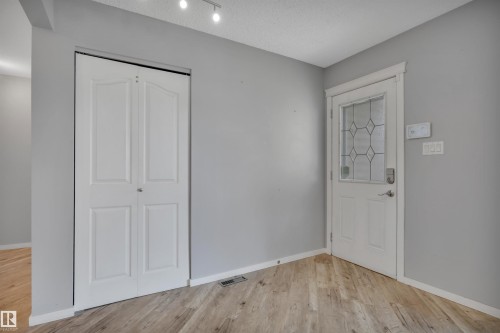 4202 42 Avenue, Leduc, AB - Indoor Photo Showing Other Room
