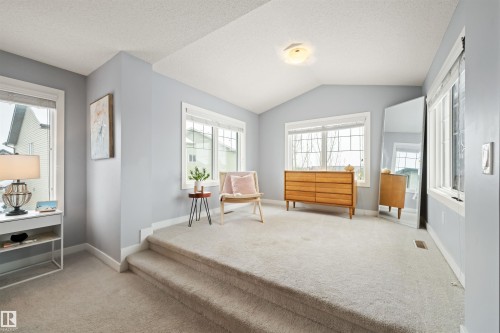 1564 Chapman Way, Edmonton, AB - Indoor