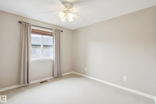 8761 5 Avenue, Edmonton, AB - Indoor Photo Showing Other Room