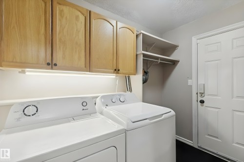 8761 5 Avenue, Edmonton, AB - Indoor Photo Showing Laundry Room