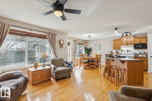 8761 5 Avenue, Edmonton, AB - Indoor