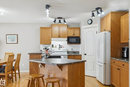 8761 5 Avenue, Edmonton, AB - Indoor Photo Showing Kitchen