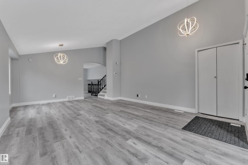 3623 24 Avenue, Edmonton, AB - Indoor Photo Showing Other Room