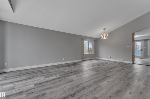 3623 24 Avenue, Edmonton, AB - Indoor Photo Showing Other Room