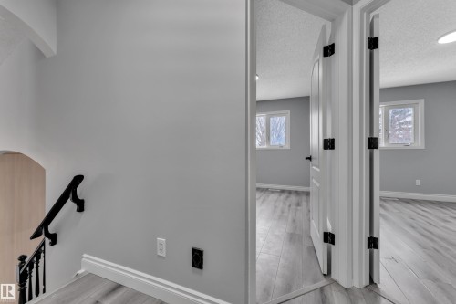 3623 24 Avenue, Edmonton, AB - Indoor Photo Showing Other Room