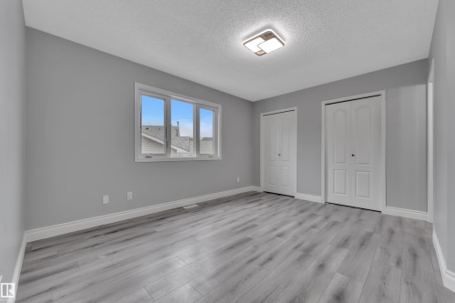 3623 24 Avenue, Edmonton, AB - Indoor Photo Showing Other Room