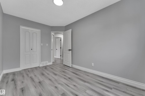 3623 24 Avenue, Edmonton, AB - Indoor Photo Showing Other Room