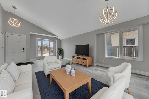 3623 24 Avenue, Edmonton, AB - Indoor Photo Showing Living Room