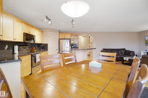 580 Glenwright Crescent, Edmonton, AB - Indoor