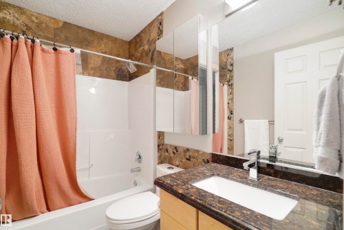 580 Glenwright Crescent, Edmonton, AB - Indoor Photo Showing Bathroom