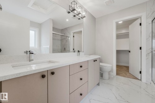 8 Dalquist Bay, Leduc, AB - Indoor Photo Showing Bathroom