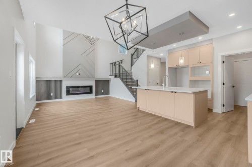 8 Dalquist Bay, Leduc, AB - Indoor Photo Showing Kitchen