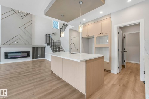 8 Dalquist Bay, Leduc, AB - Indoor Photo Showing Other Room