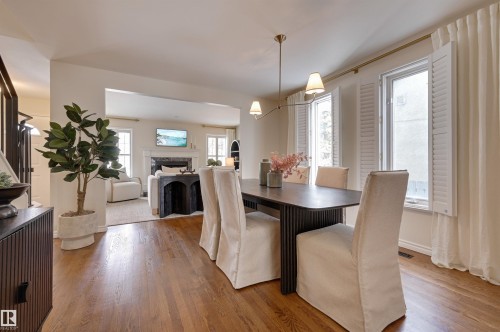 14015 104 Avenue, Edmonton, AB - Indoor Photo Showing Dining Room
