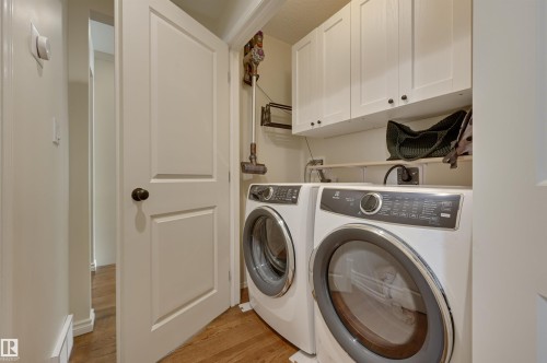 14015 104 Avenue, Edmonton, AB - Indoor Photo Showing Laundry Room