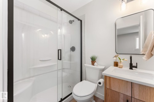 3pc Fully Upgraded Ensuite - 4 Heath Place, St. Albert, AB - Indoor Photo Showing Bathroom