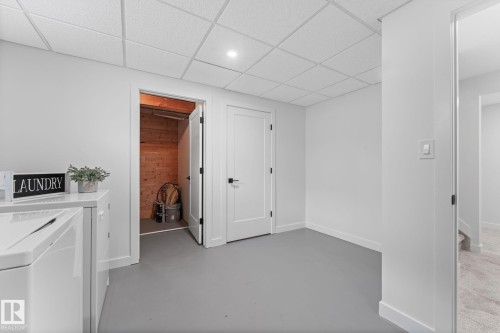 4 Heath Place, St. Albert, AB - Indoor