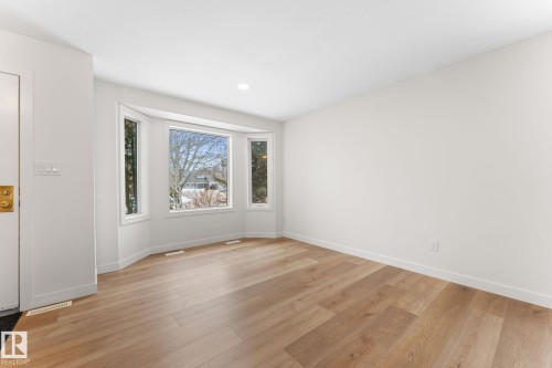 4 Heath Place, St. Albert, AB - Indoor Photo Showing Other Room