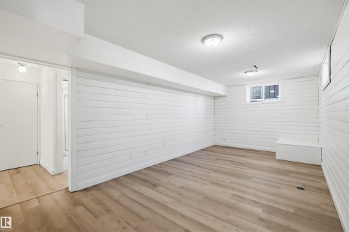 18 Mount Royal Drive, St. Albert, AB - Indoor Photo Showing Other Room