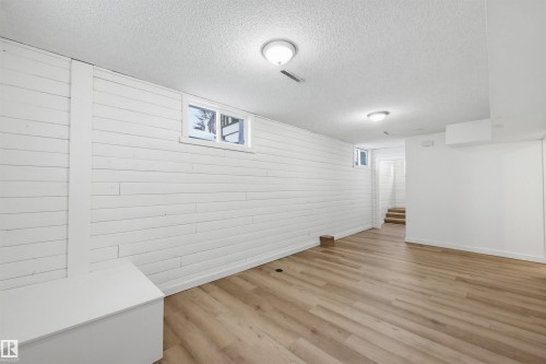 18 Mount Royal Drive, St. Albert, AB - Indoor Photo Showing Other Room