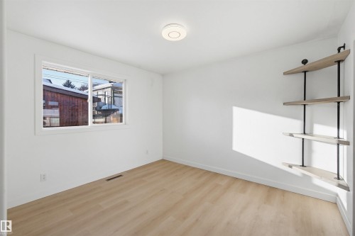 18 Mount Royal Drive, St. Albert, AB - Indoor Photo Showing Other Room