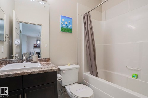 212 320 Ambleside Link, Edmonton, AB - Indoor Photo Showing Bathroom