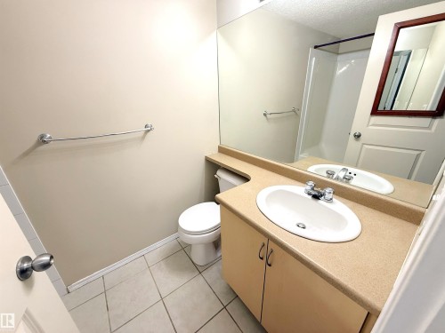 104 17003 67 Avenue, Edmonton, AB - Indoor Photo Showing Bathroom