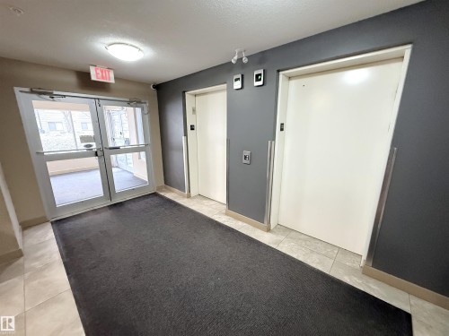 104 17003 67 Avenue, Edmonton, AB - Indoor Photo Showing Other Room