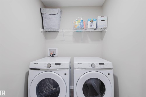5612 Hawthorn Way, Edmonton, AB - Indoor Photo Showing Laundry Room