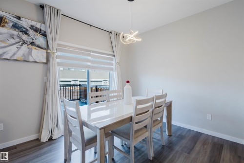 5612 Hawthorn Way, Edmonton, AB - Indoor Photo Showing Dining Room