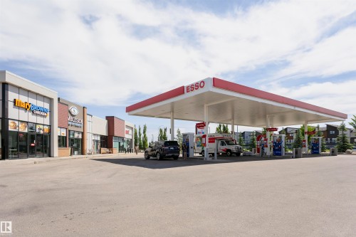 15848 13 Avenue, Edmonton, AB - Outdoor