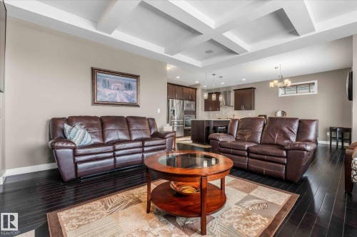 64 Hilldowns Drive, Spruce Grove, AB - Indoor Photo Showing Living Room