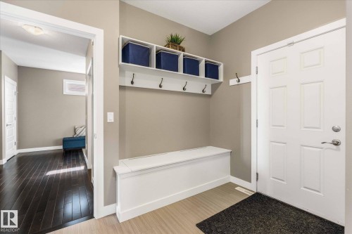 64 Hilldowns Drive, Spruce Grove, AB - Indoor Photo Showing Other Room