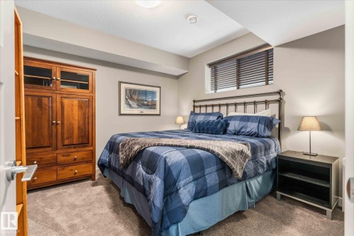 64 Hilldowns Drive, Spruce Grove, AB - Indoor Photo Showing Bedroom