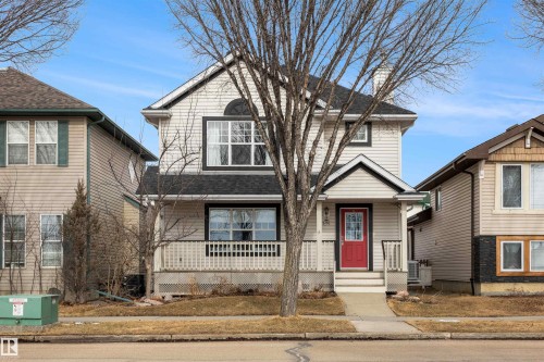 1782 TOMLINSON Common NW  Edmonton, AB T6R 2W4