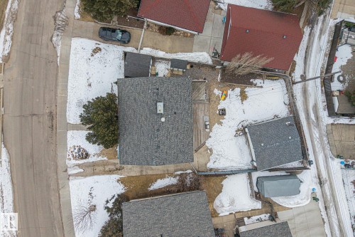 6811 Fulton Dr, Edmonton, AB - Outdoor